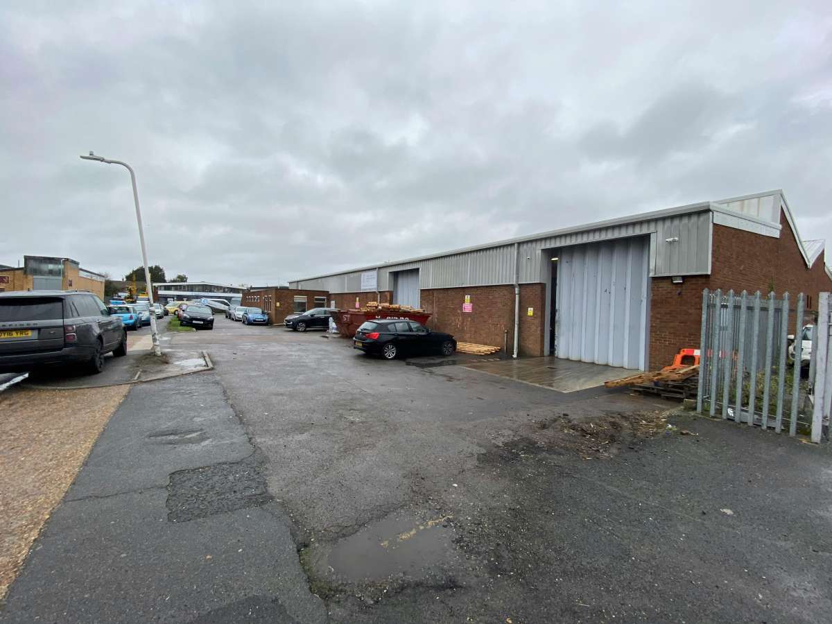 Industrial Unit in Sittingbourne - photo 2