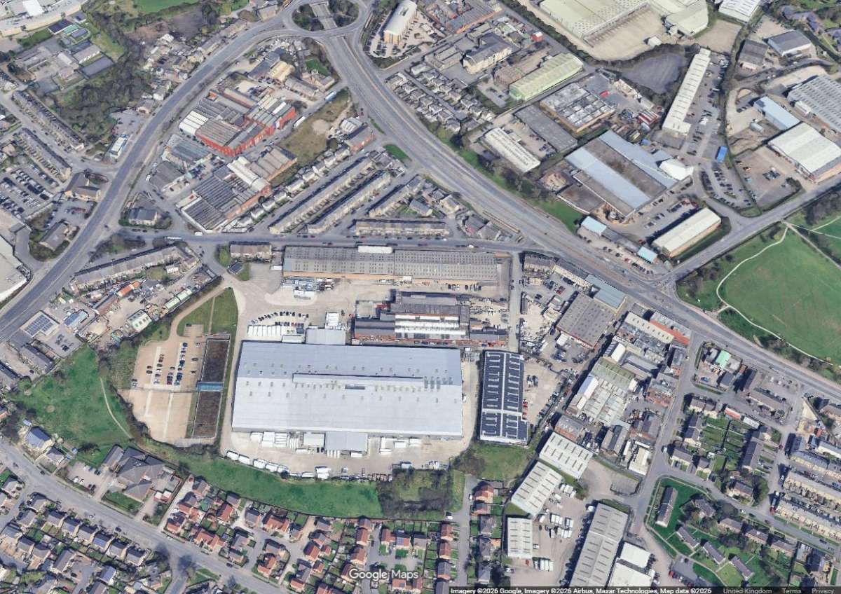 Industrial Unit in Dudley Hill Business Park - photo 2