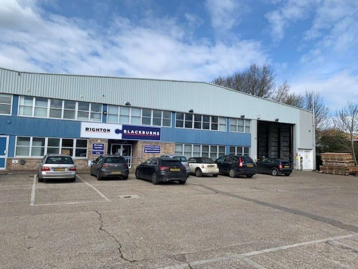 Industrial in Edenbridge