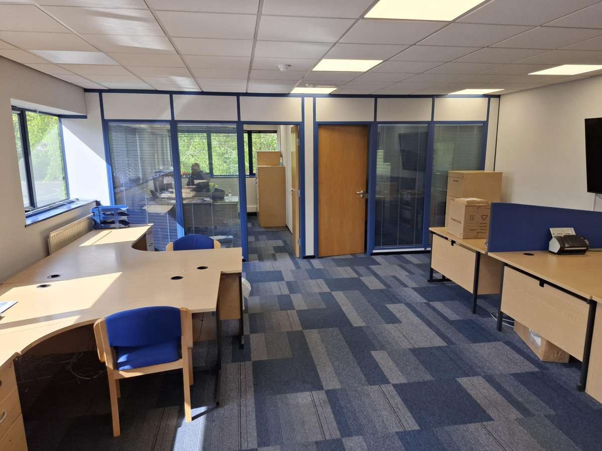 Industrial Unit in Team Valley Trading Estate - photo 2