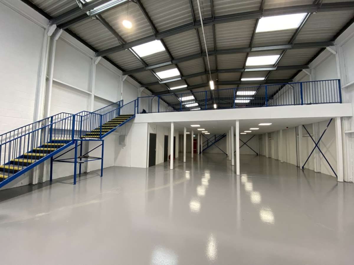 Industrial Unit in Cannock - photo 4