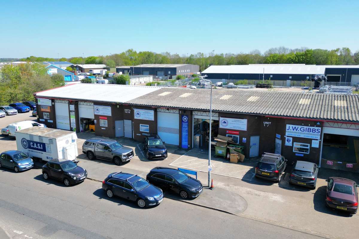 Industrial in Springwood Industrial Estate