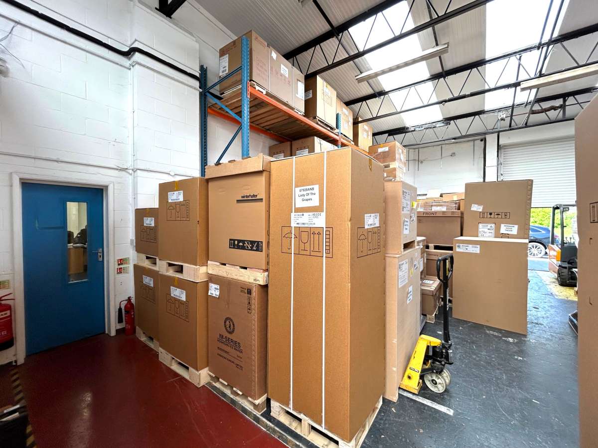 Industrial Unit in Springwood Industrial Estate - photo 4