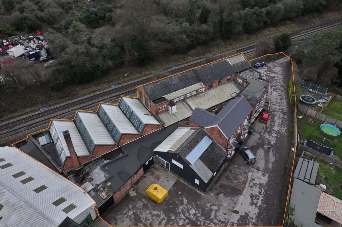 Industrial in Hinckley