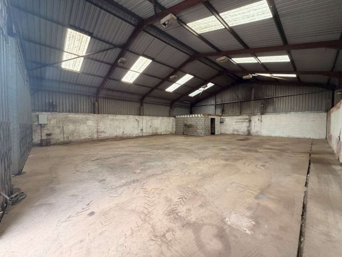 Industrial Unit in Bordon - photo 2