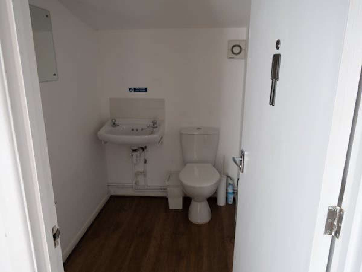 Industrial Unit in Milton Keynes