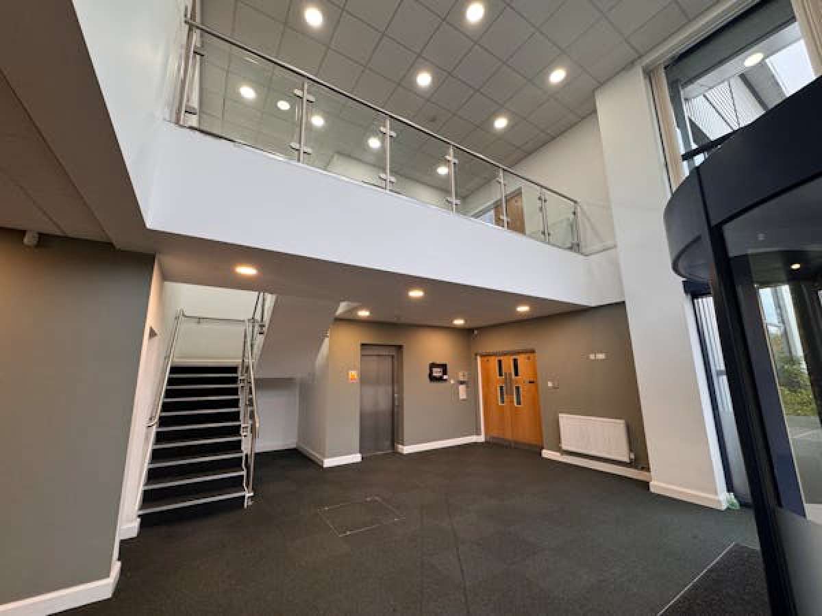Industrial Unit in Worcester