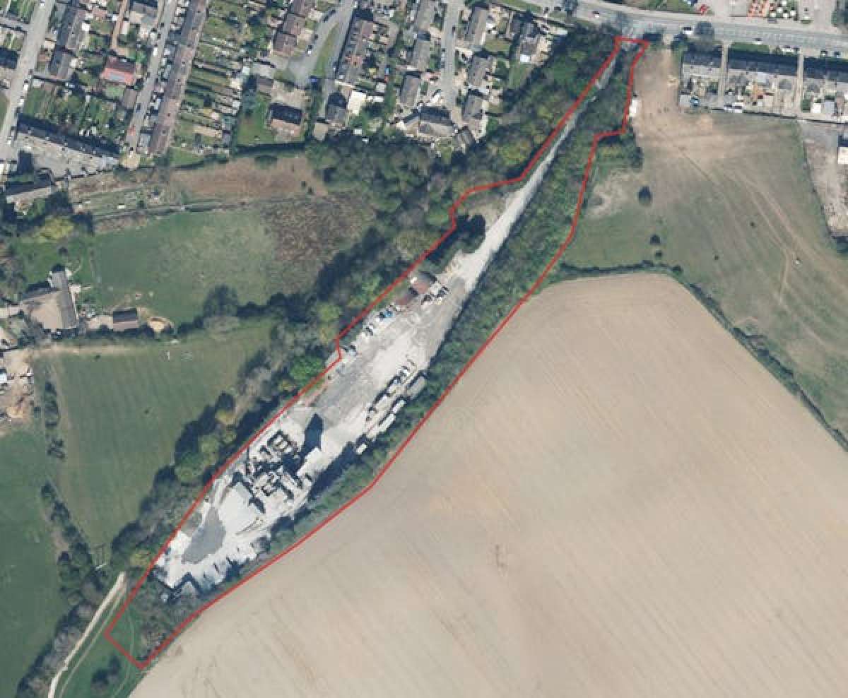 Land in Ackworth