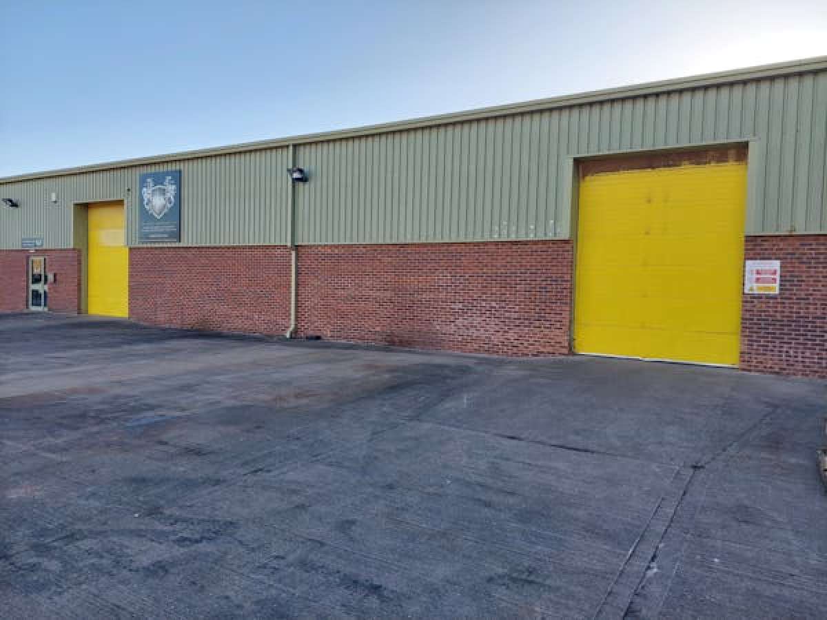 Industrial Unit in Newark