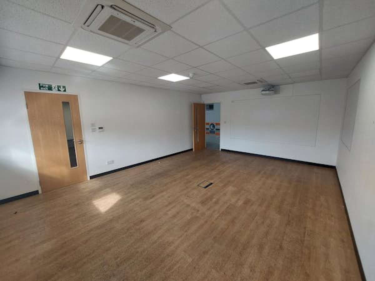 Industrial Unit in Tamworth