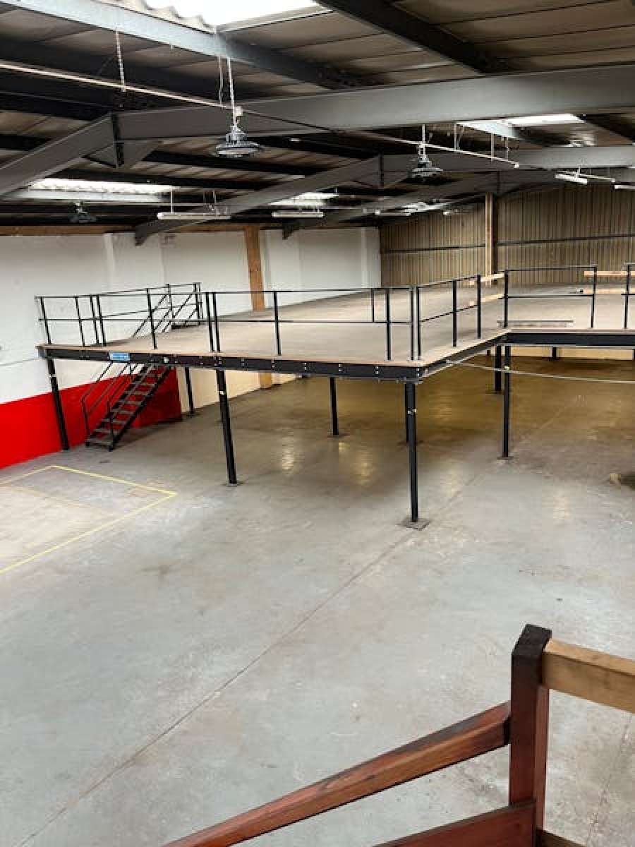 Industrial Unit in Warwick