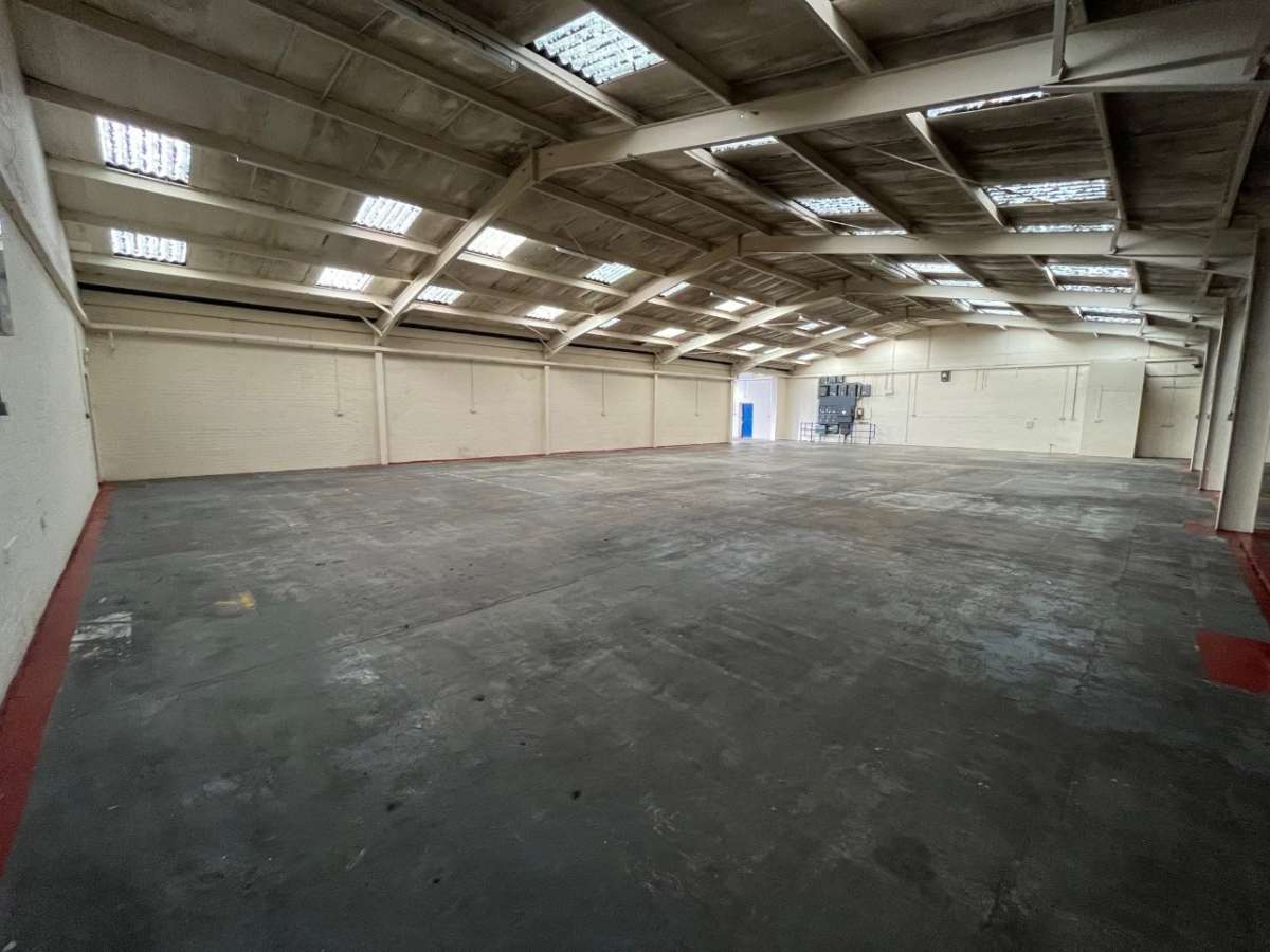 Industrial Unit in Bluebridge Industrial Estate - photo 4