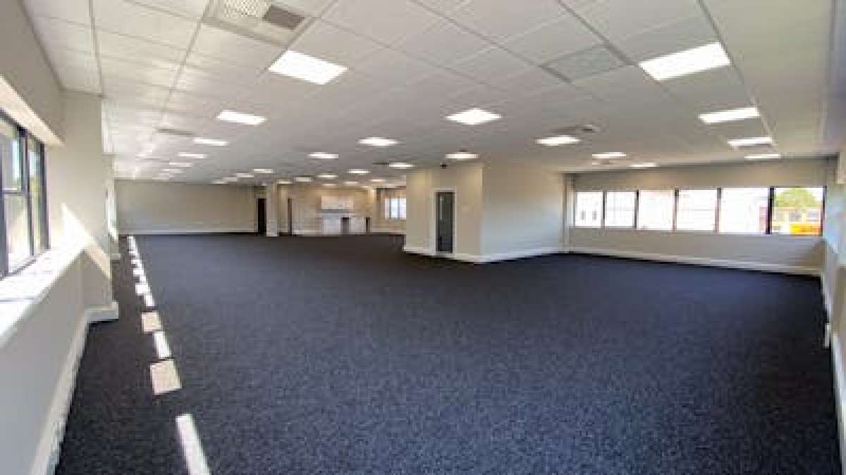 Industrial Unit in Northampton - photo 3