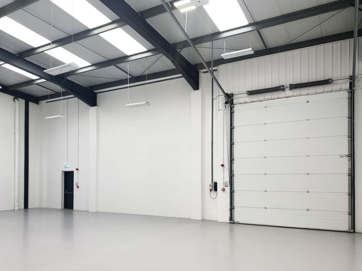 Industrial Unit in Chessington - photo 2
