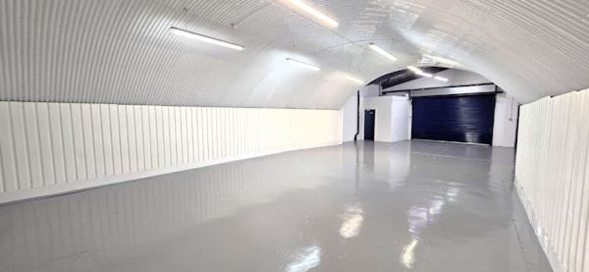 Industrial Unit in London