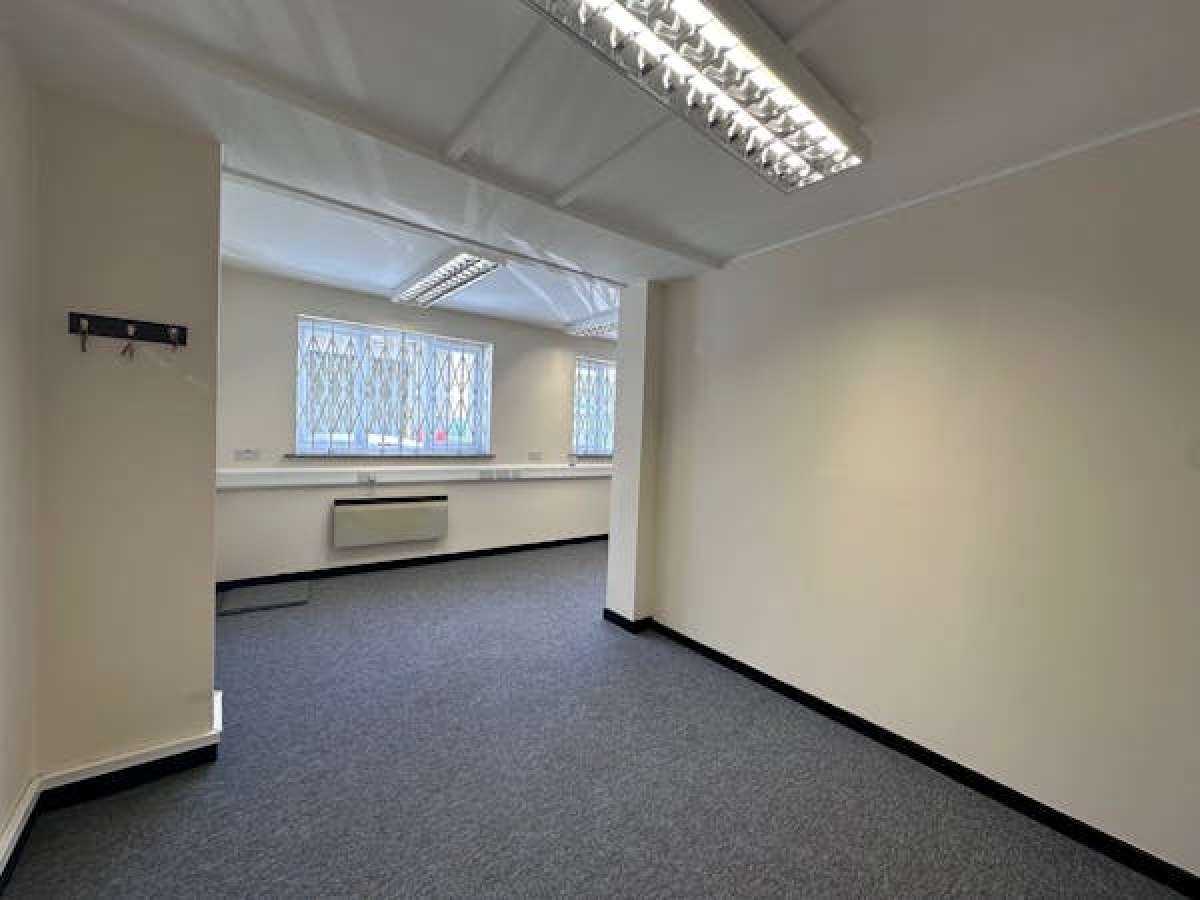 Industrial Unit in Romford