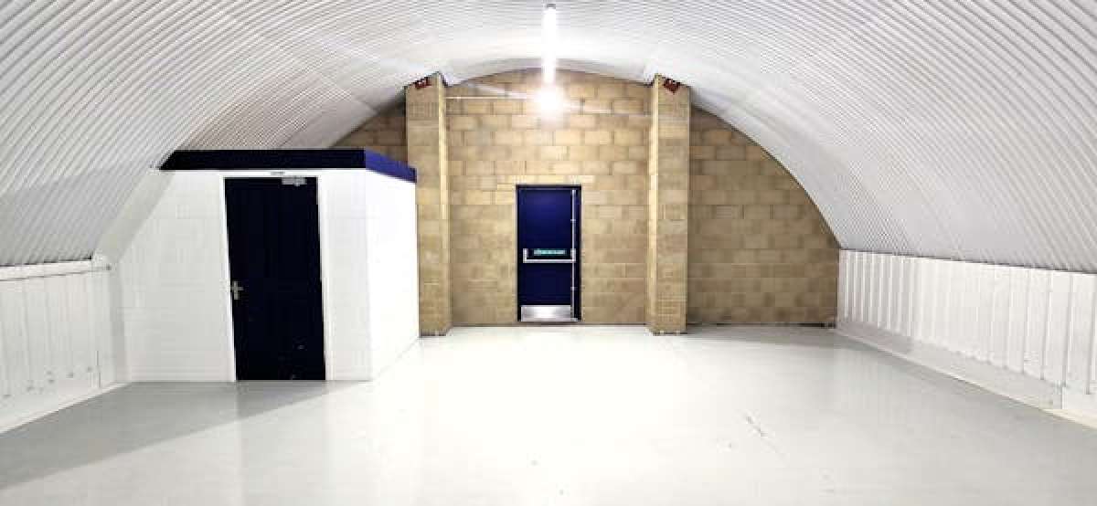 Industrial Unit in London - photo 4