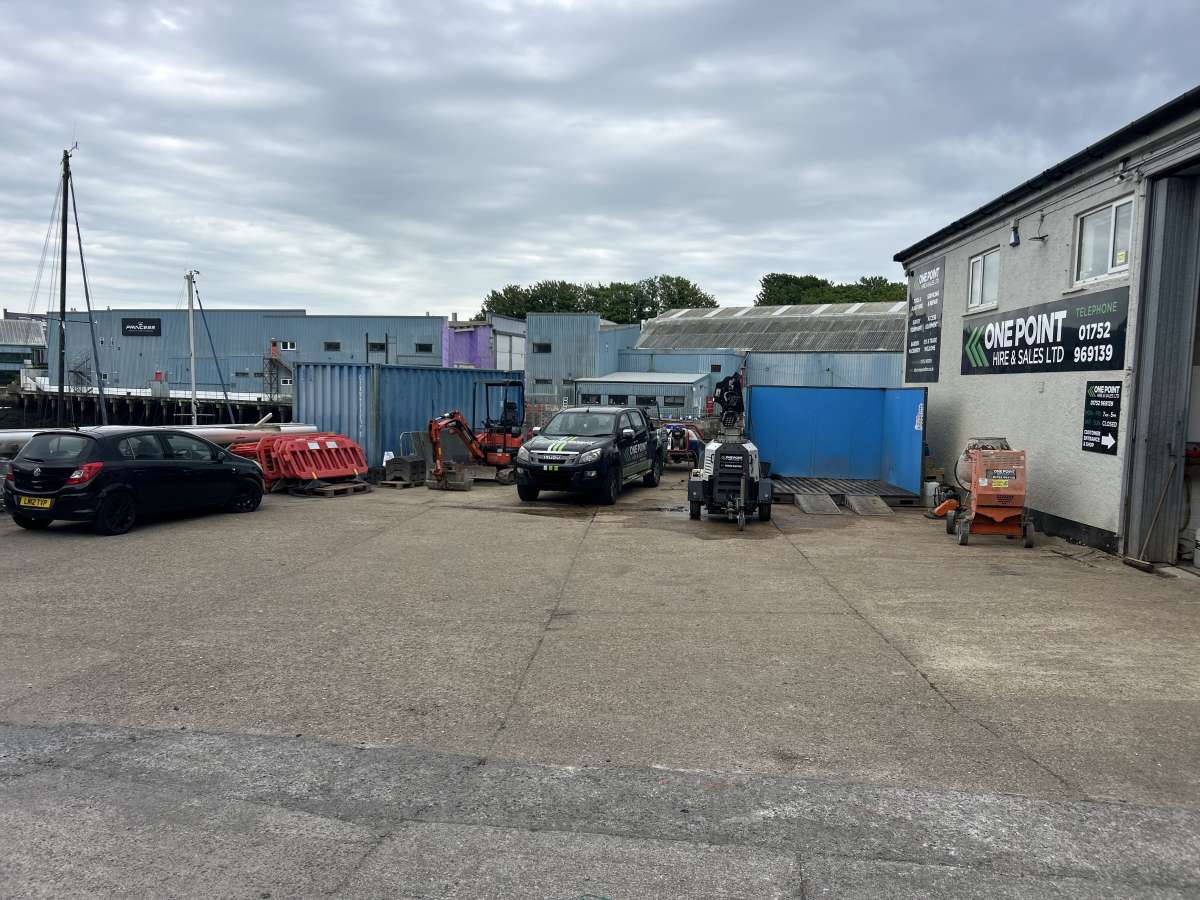 Industrial Unit in Plymouth - photo 3