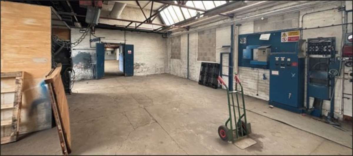 Industrial Unit in Derby - photo 3