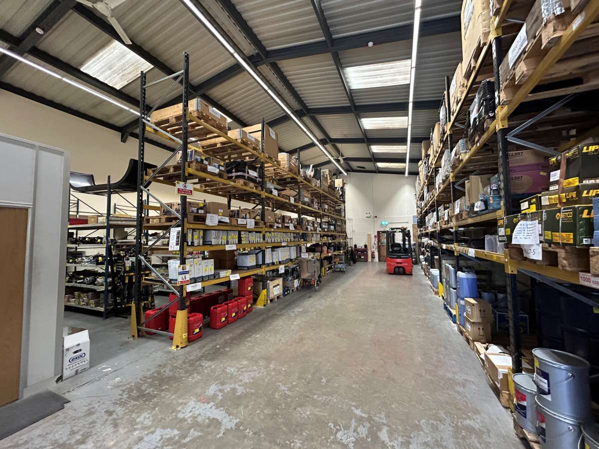 Industrial Unit in Leicester - photo 2