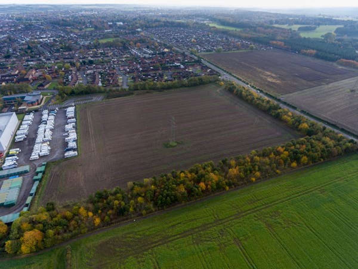 Land in Retford