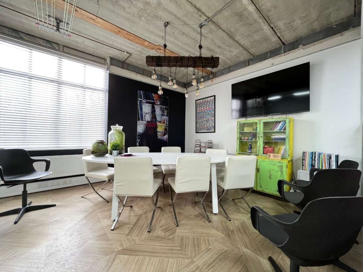 Office in Colchester - photo 2