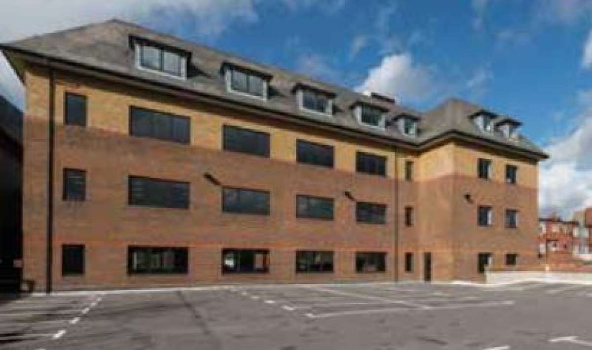 Office in Epsom - photo 3