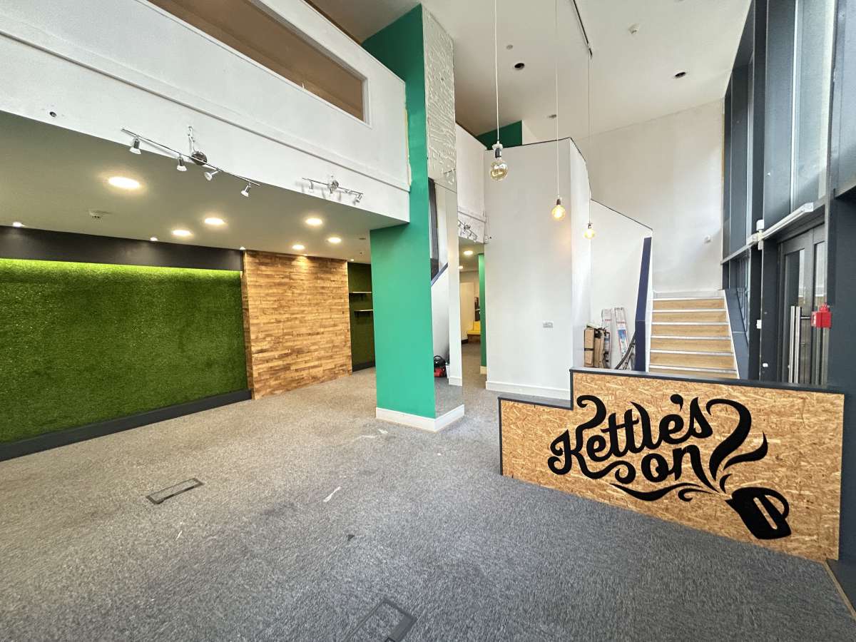 Office in Manchester - photo 2