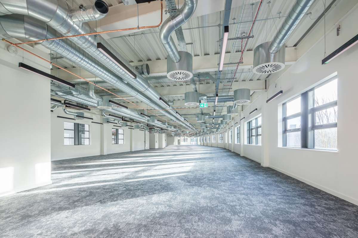 Office in Newcastle Upon Tyne - photo 3