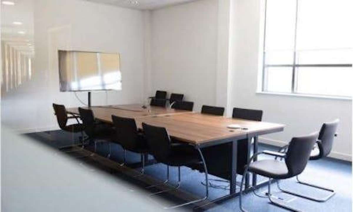 Office in Newcastle Upon Tyne - photo 2