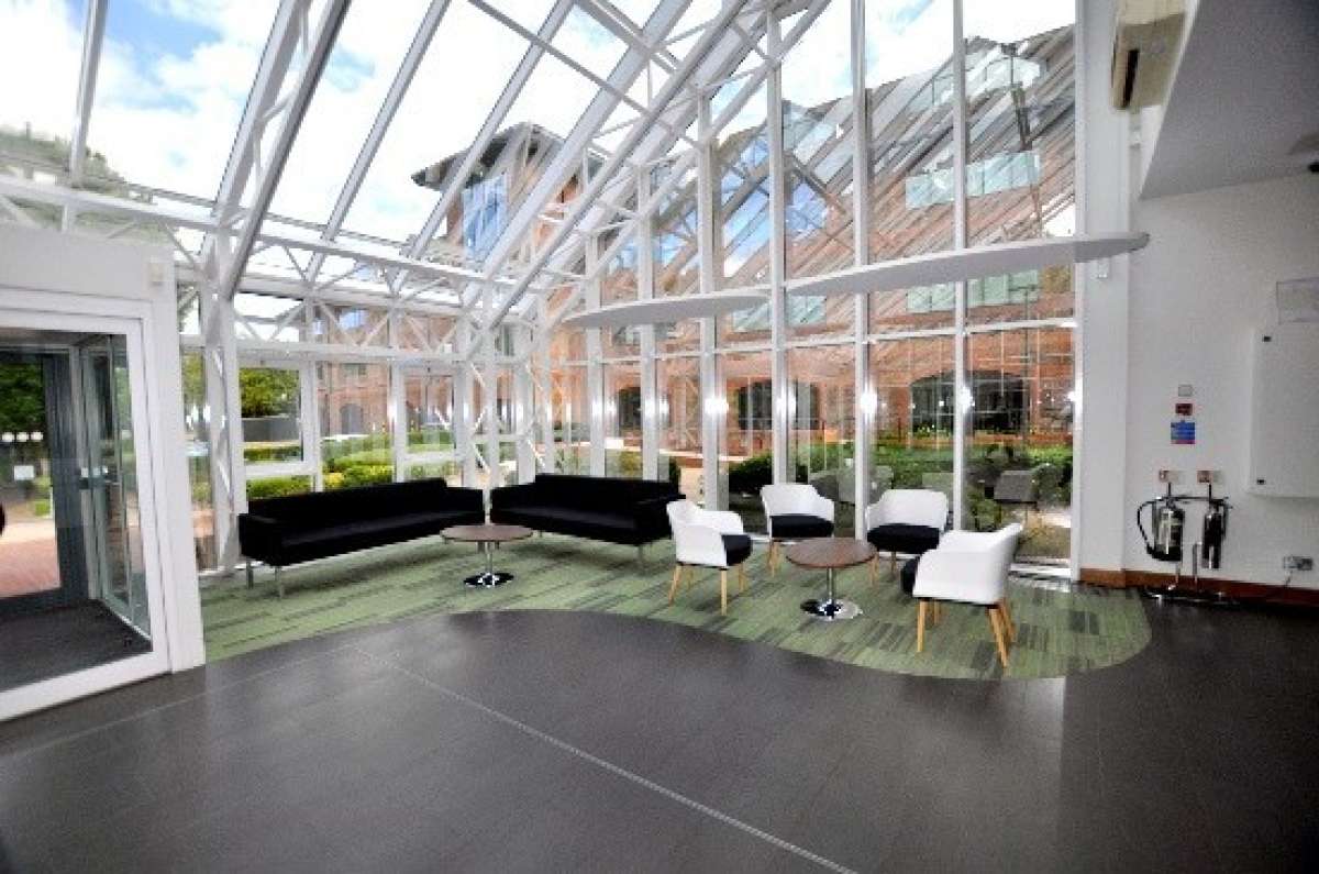 Office in Horsham - photo 2