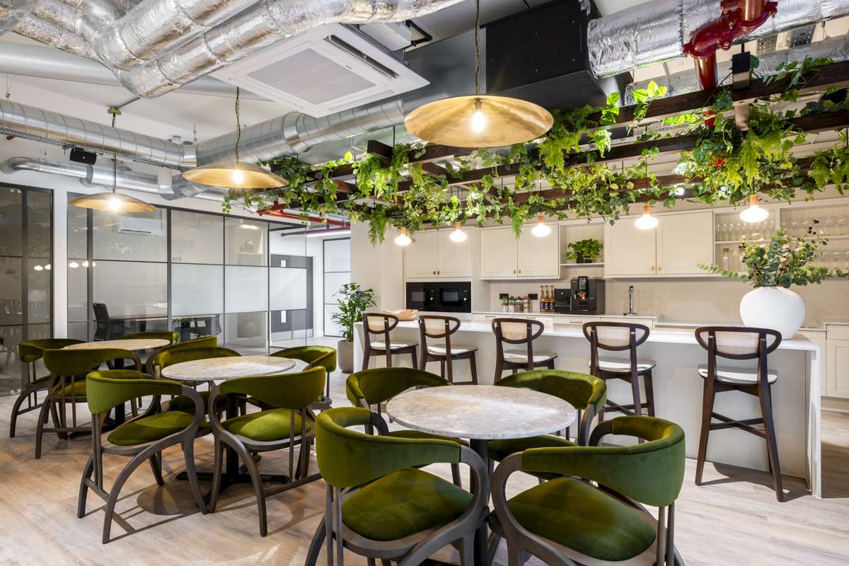 Office in St. Albans - photo 3