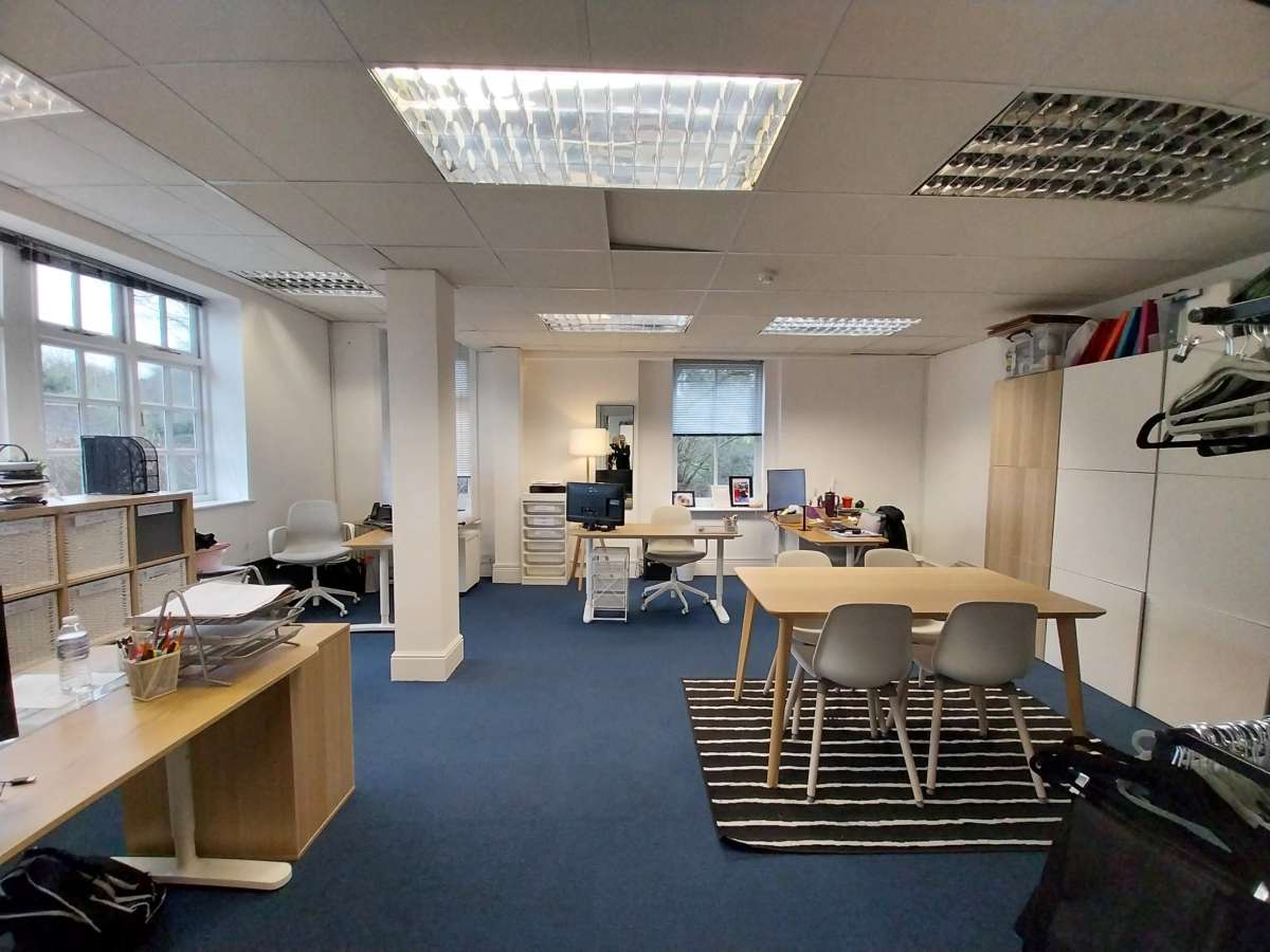 Office in Westerham - photo 3