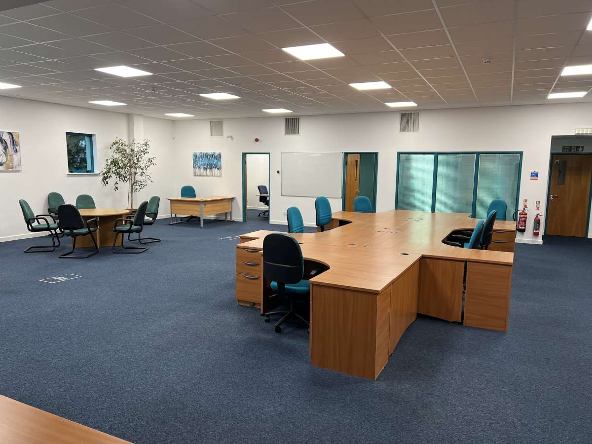Office in Wells - photo 4