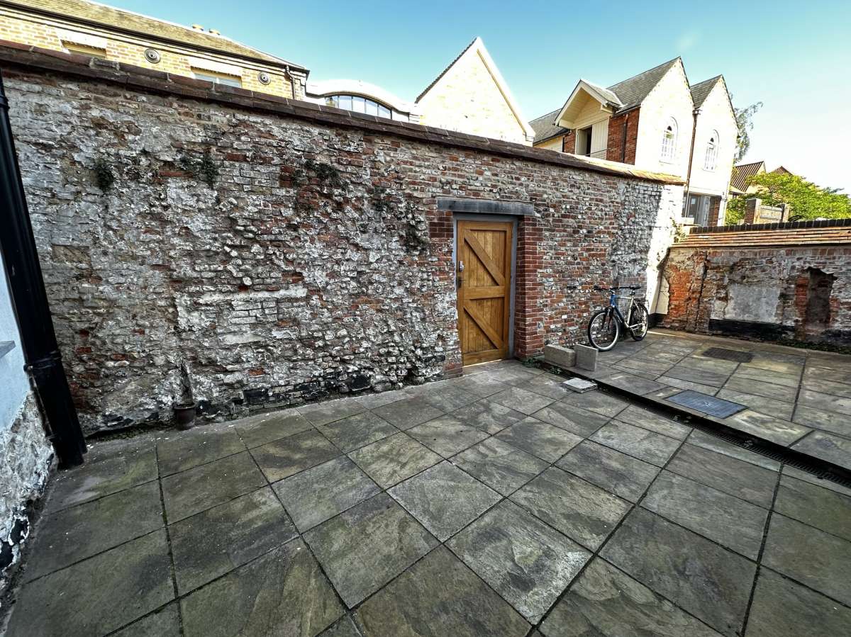 Office in Norwich - photo 4