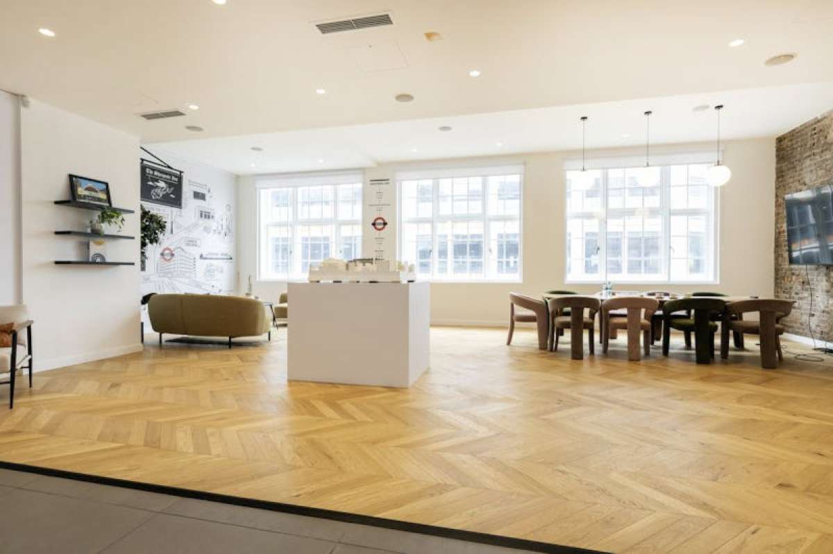 Office in London - photo 2