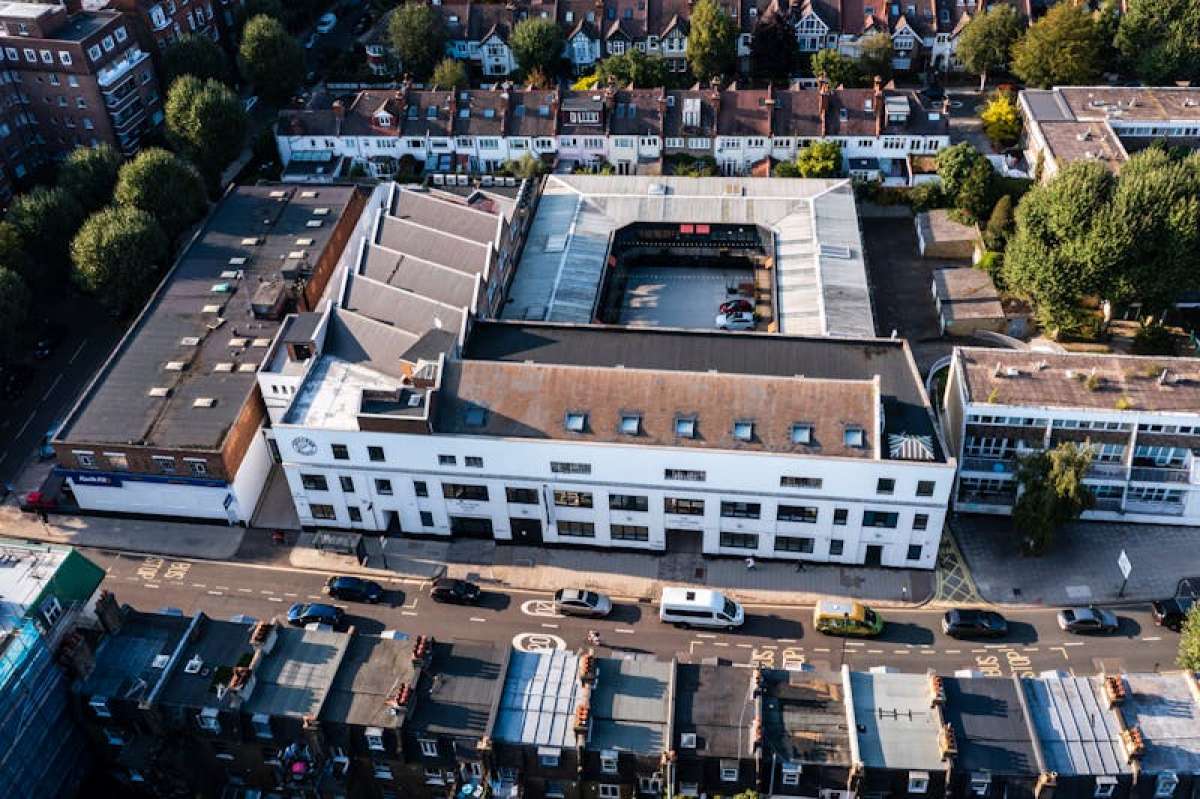 Office in London - photo 4