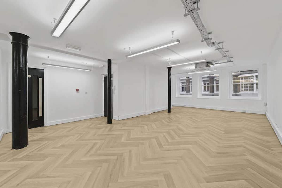 Office in London - photo 4