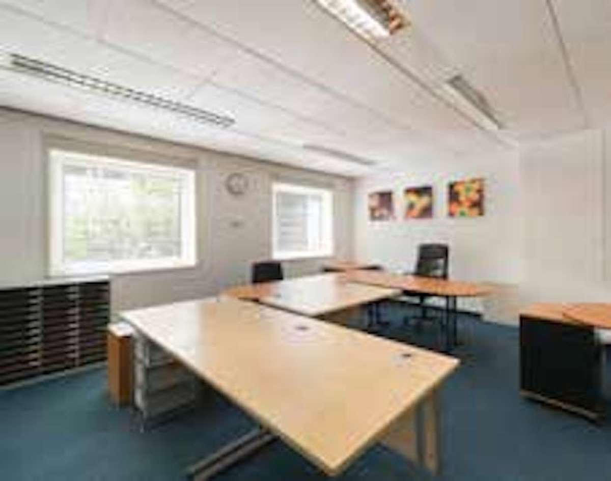 Office in London - photo 3