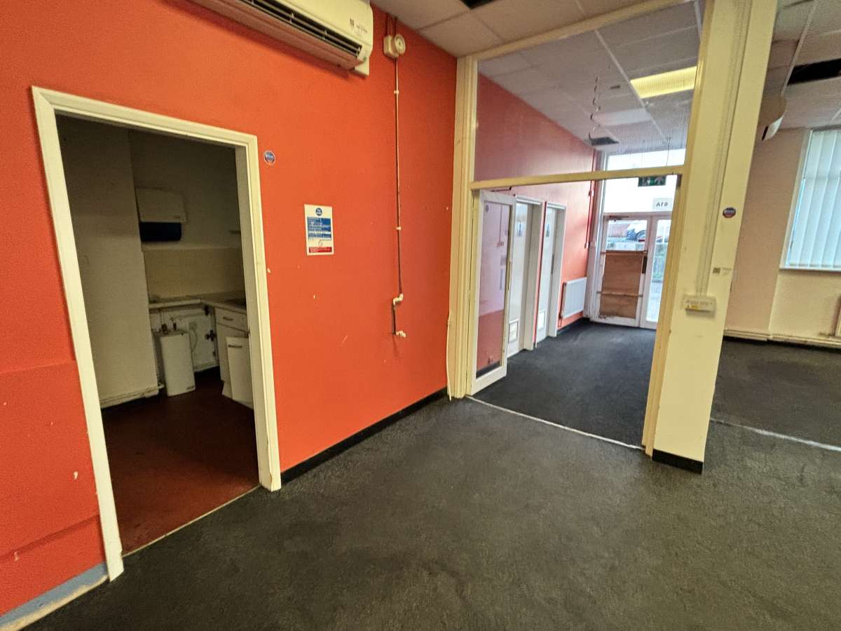 Office in Leicester - photo 4