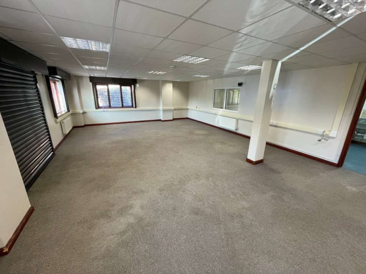 Office in Ipswich - photo 3