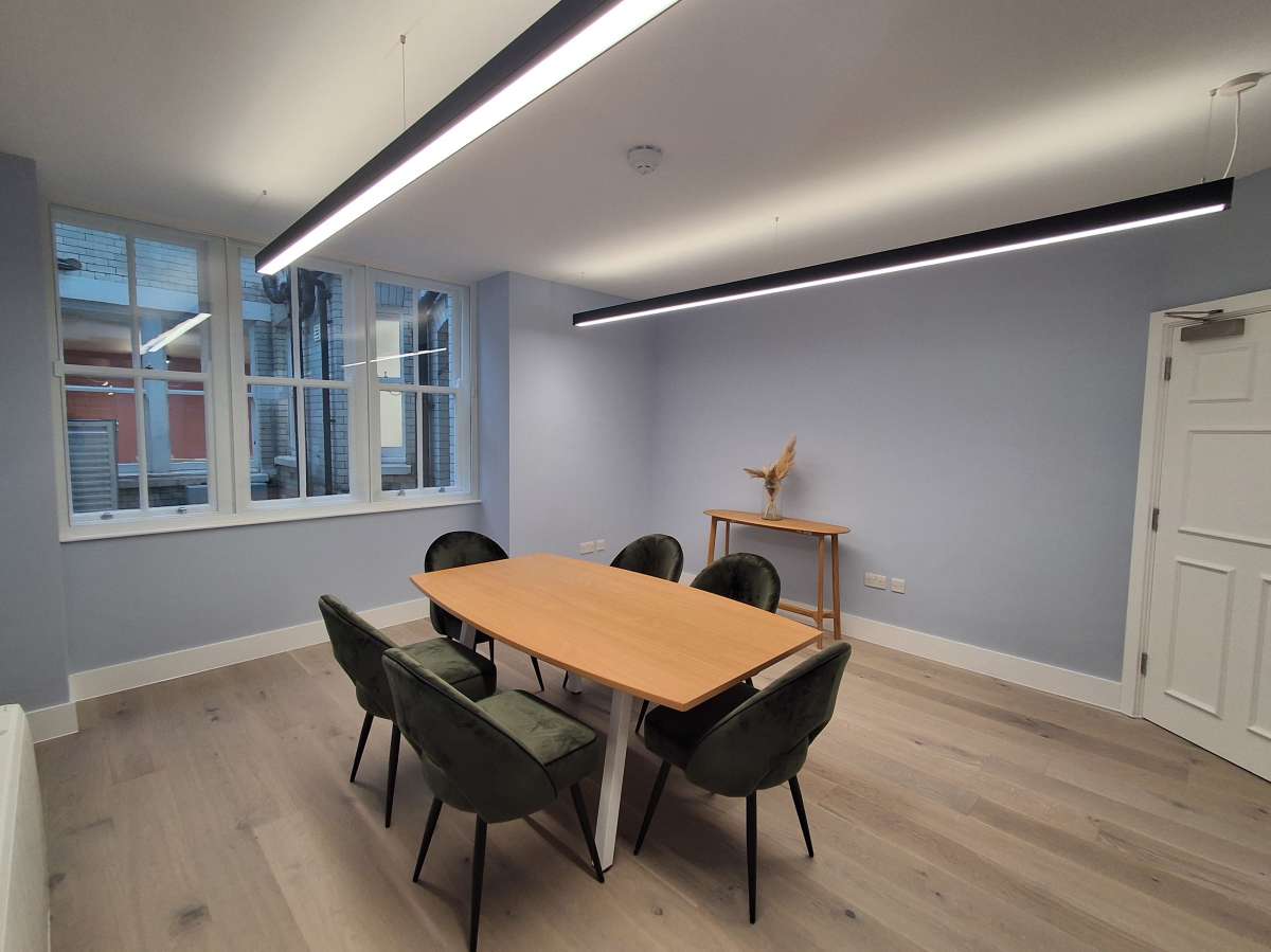 Office in London - photo 3