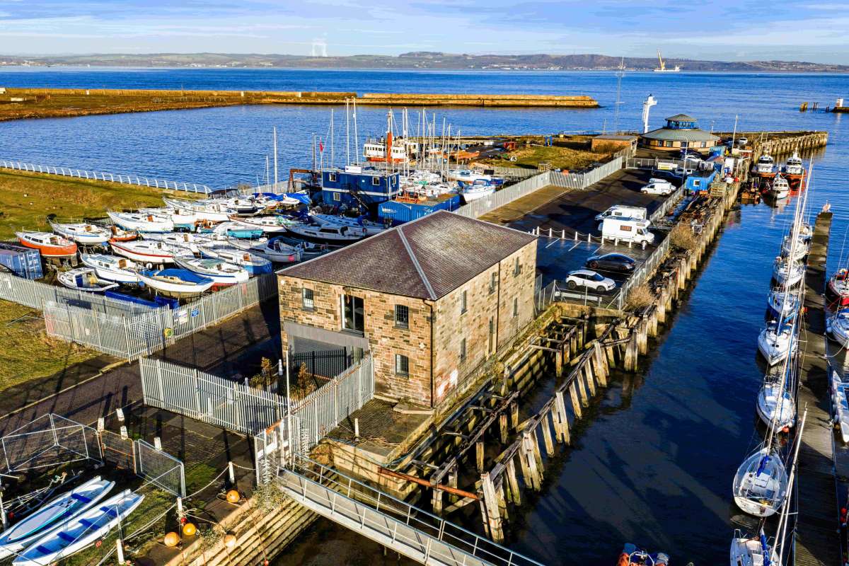 Office in Edinburgh - photo 2