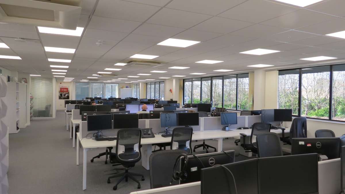 Office in Lynch Wood Business Park - photo 3