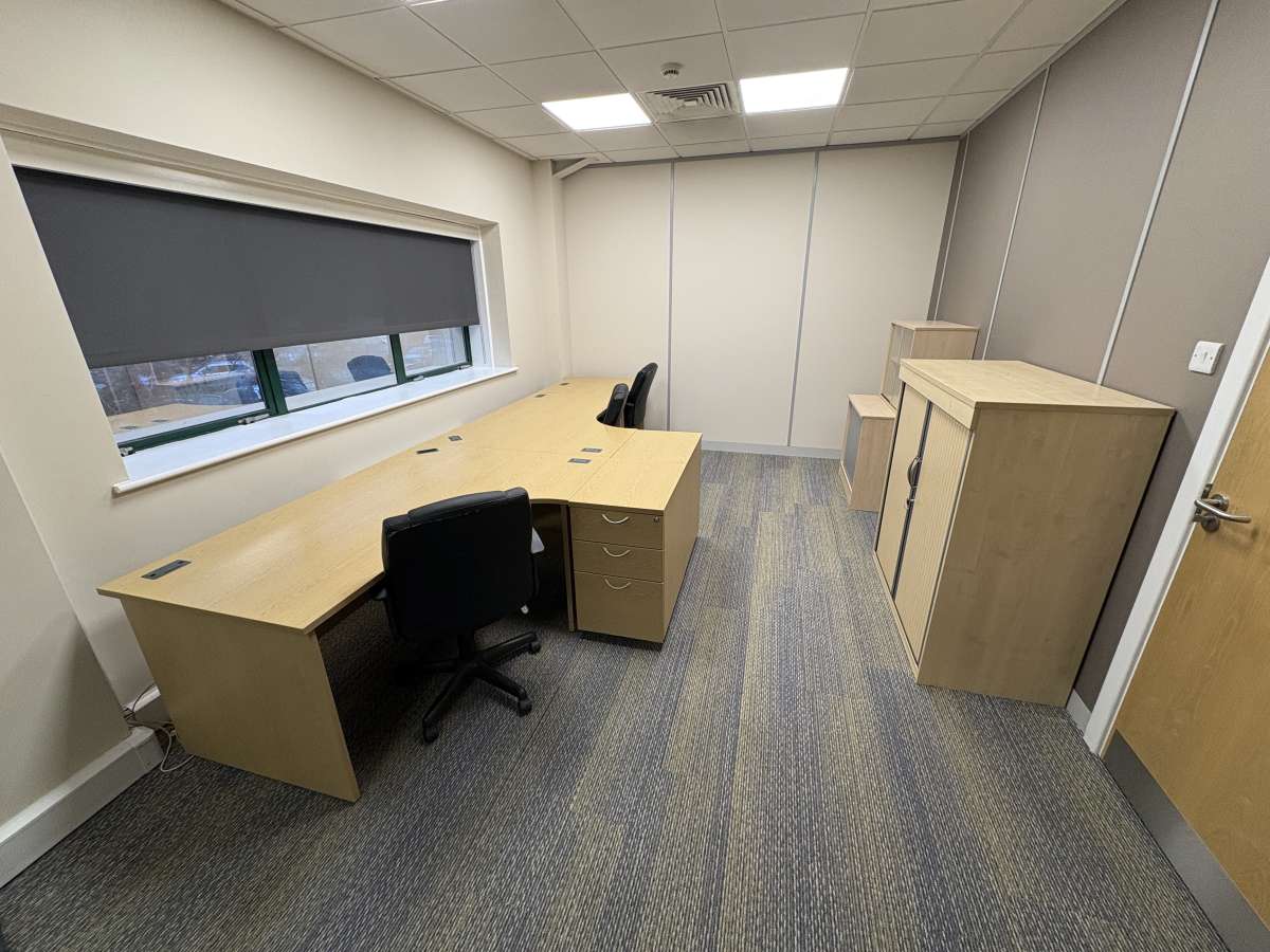 Office in Southampton - photo 2