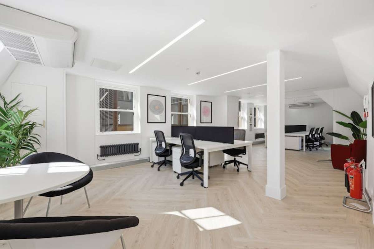 Office in London - photo 2