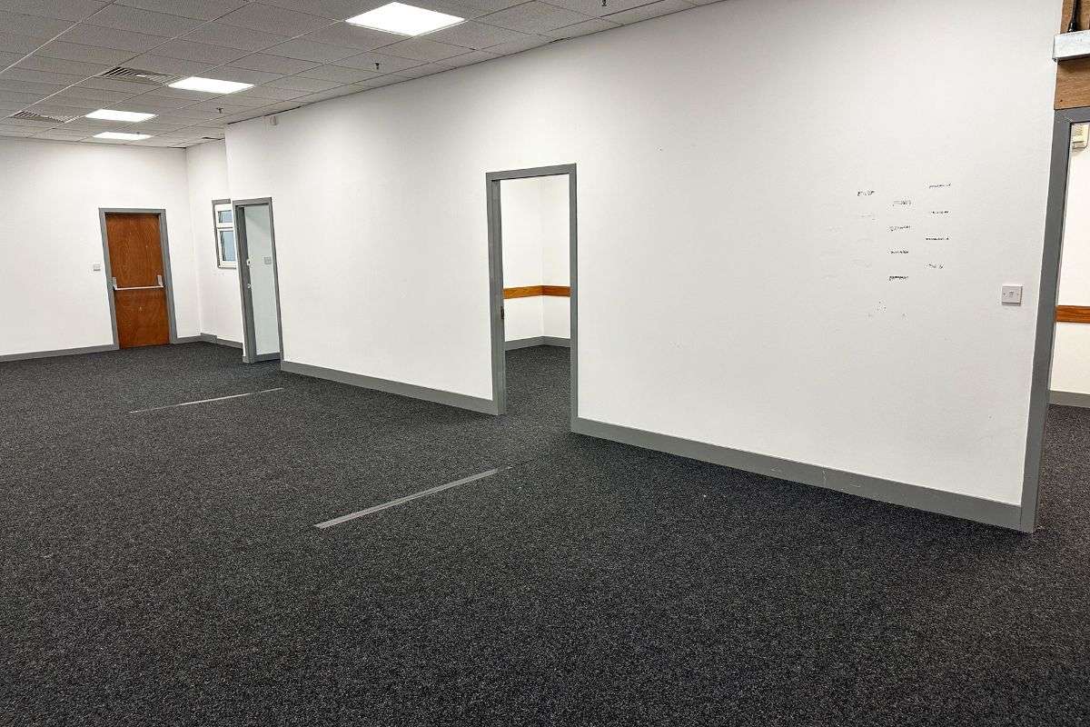 Office in Ayr - photo 3