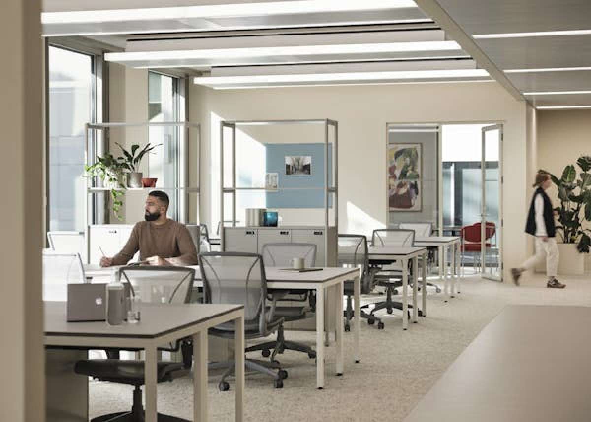 Office in London - photo 4