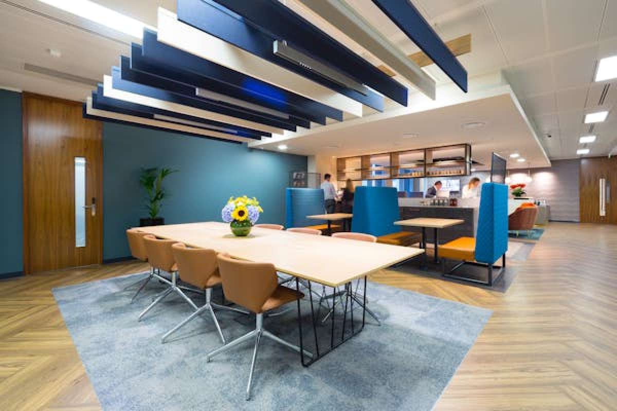 Office in London - photo 2