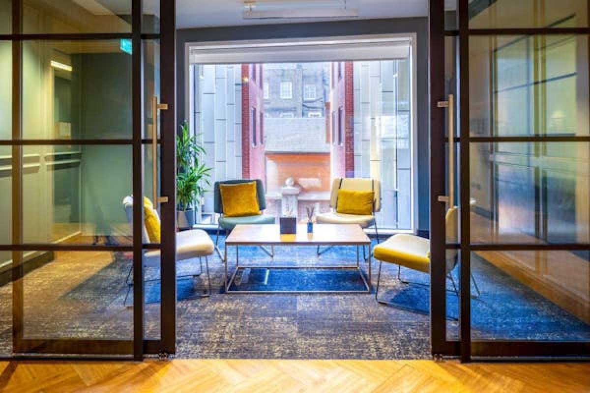 Office in London - photo 2